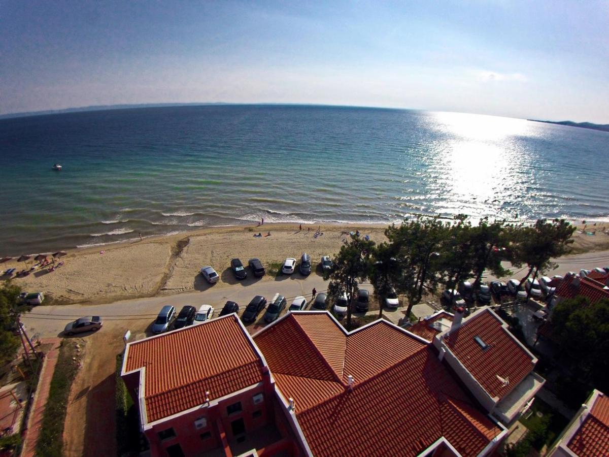 Studio Nikiti Beach Exterior foto
