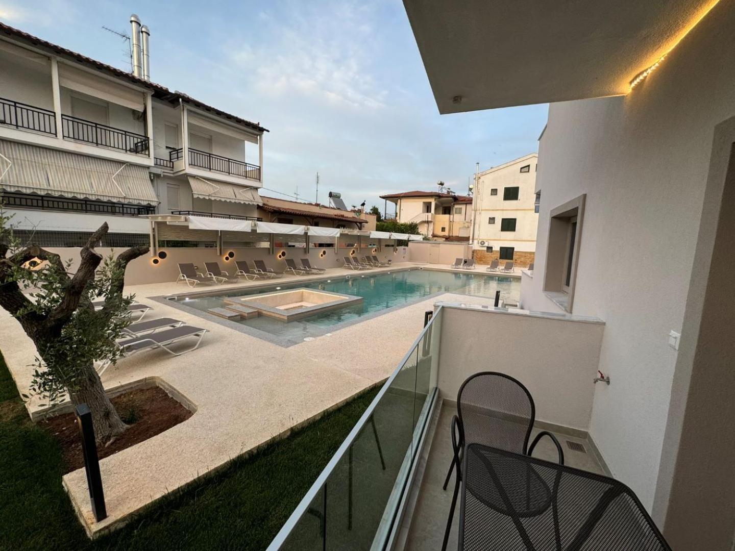 Studio Nikiti Beach Exterior foto